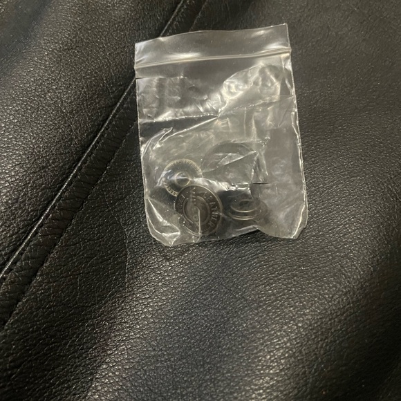 Wilsons Thinsulate Black Leather Bomber Jacket Sz L - Picture 9 of 13